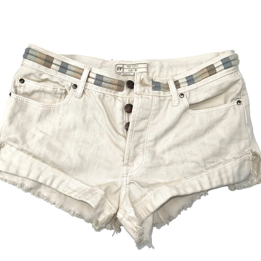 Free People‎ Ivory Eliot Denim Cut Off Cheeky Shorts Size 26